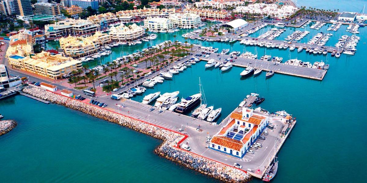 Holiday Rentals Piscina, Playa Parking A 5 Min Caminando Del Puerto De Бенальмадена Екстер'єр фото